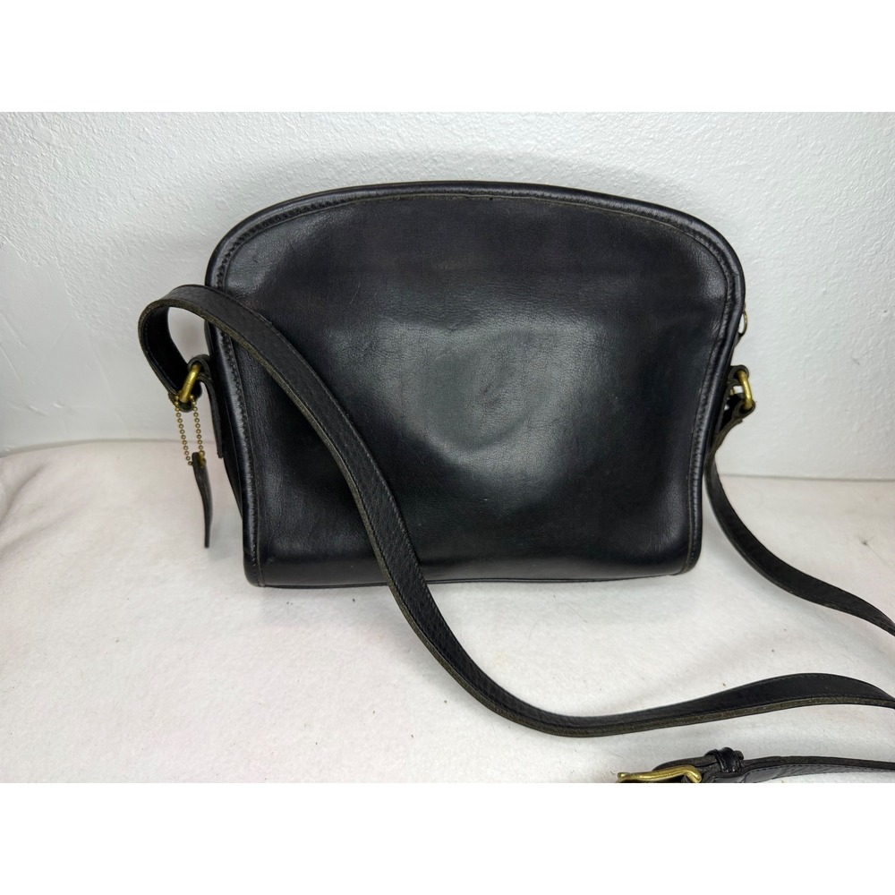 Vintage Coach Black Leather Crossbody Bag Brass Zip Pocket USA Women's Purse - Picture 1 of 13